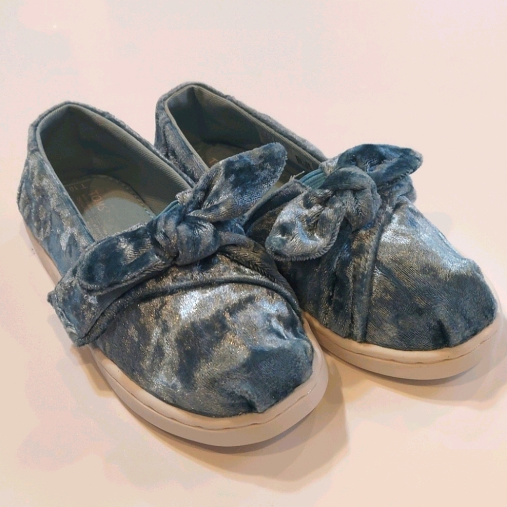Toms Blue Velvet with Bows